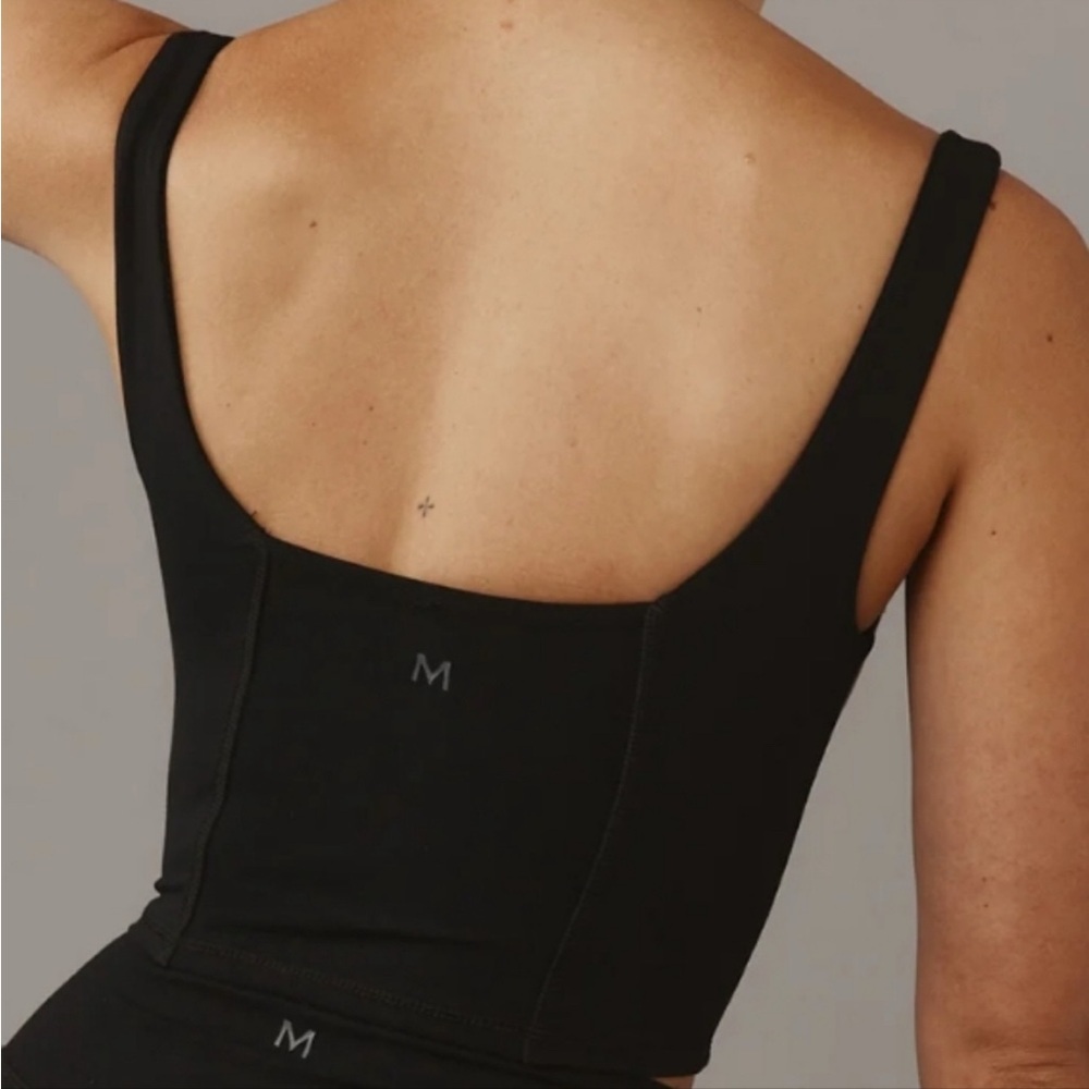SOLD Monday Body Zion Tank Top Black Ivory Piping Medium Cropped Yoga Workout - Picture 4 of 13